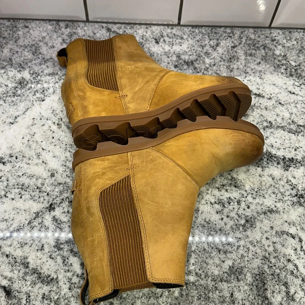 Sorel Womens 8.5 Joan of Arctic Wedge‎ II Chelsea Boots Camel Leather Waterproof